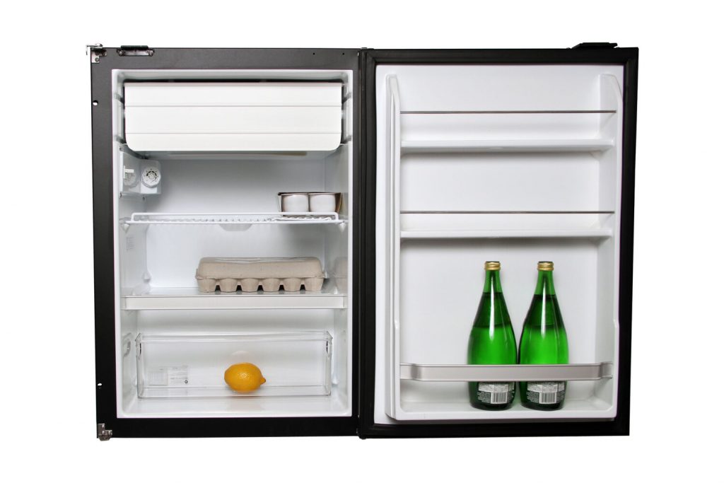 Nova Kool R3800 Single Door 3.5 cu.ft. Refrigerator 12 Volt
