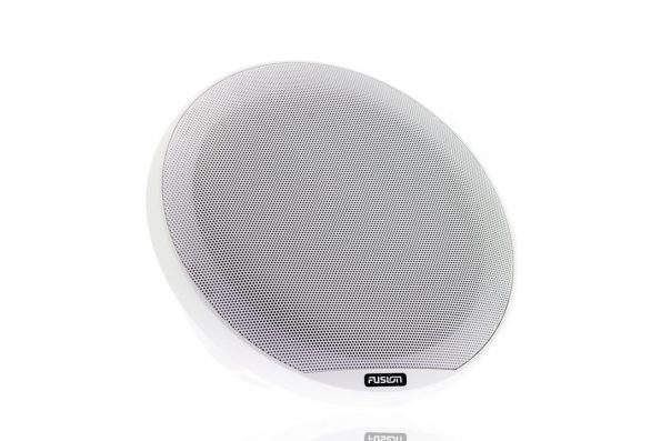 Fusion Signature Series 3i 10" 600-Watt Classic White Marine Subwoofer - Image 3