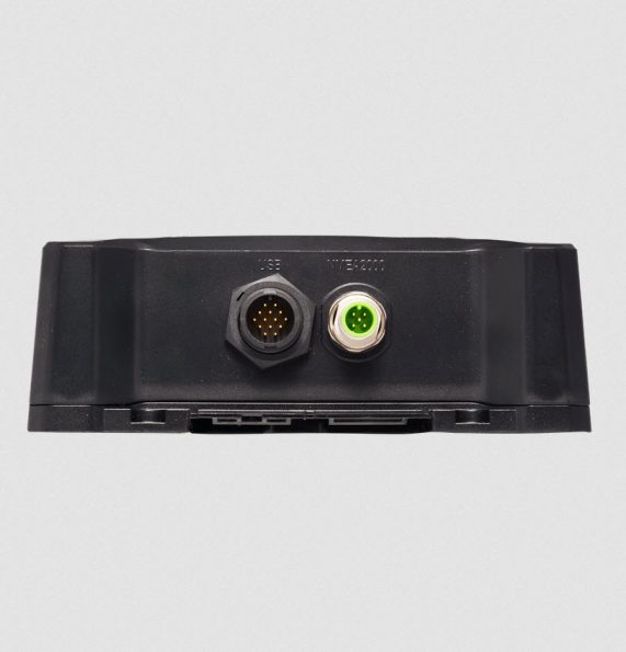 Em-Trak Class B AIS Transceiver 5W with Battery Backup - Image 2