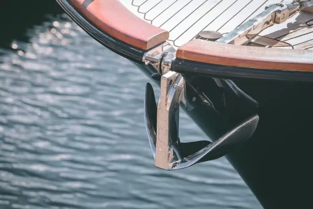 A boat Anchor Pull to the boat